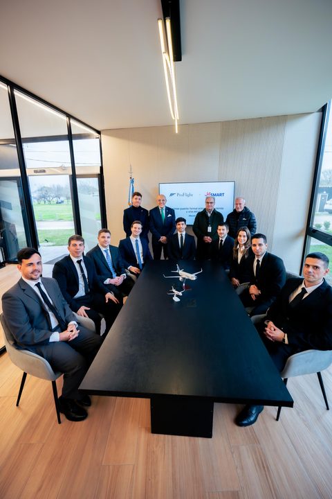 Piloto seleccionado en Aerolíneas Argentinas o JetSMART